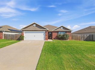 2306 Maplewood Ave, Lowell, AR 72745