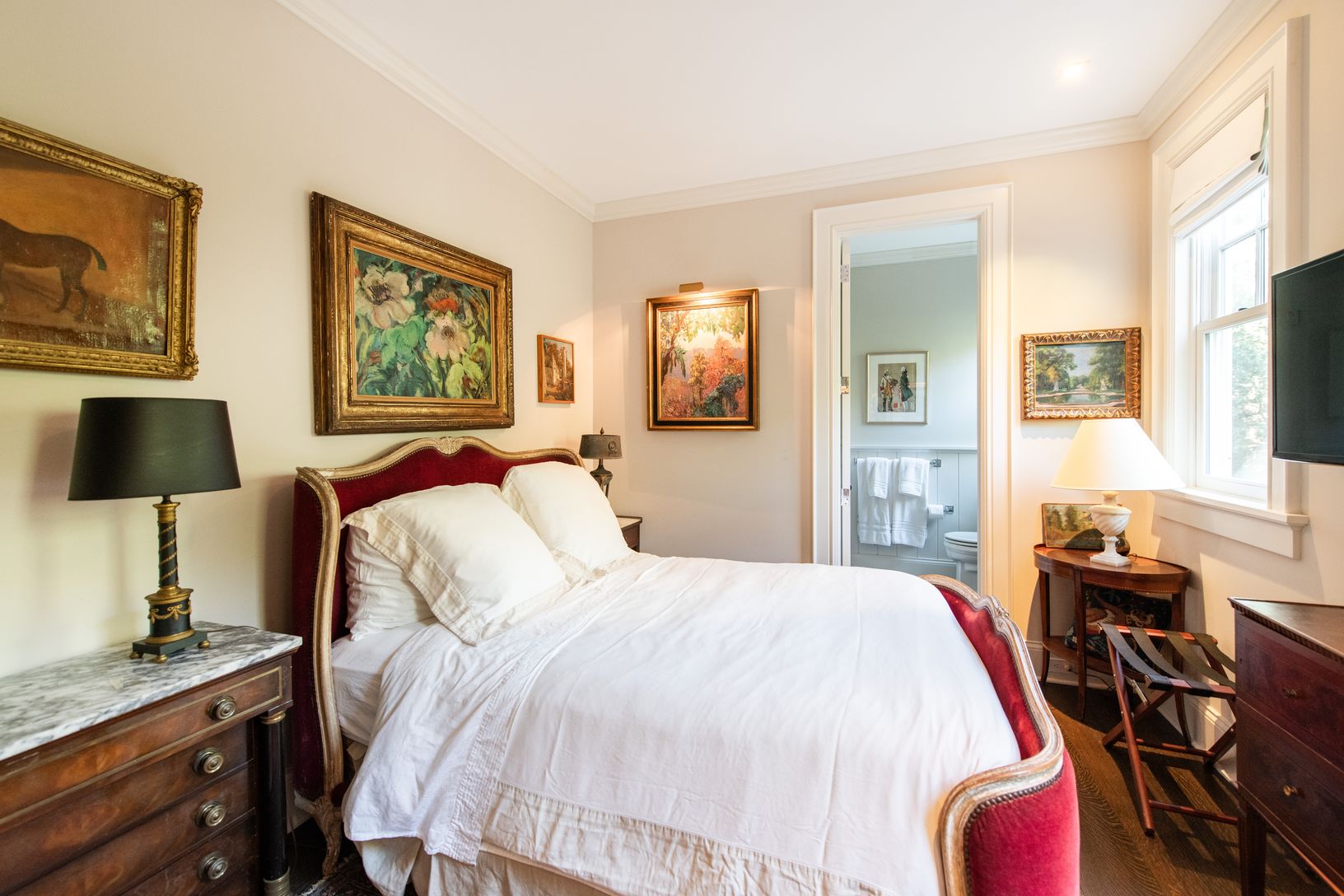  First floor ensuite Bedroom