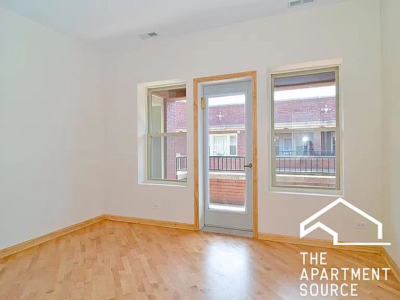 3rd image of 7058 N Paulina St #3