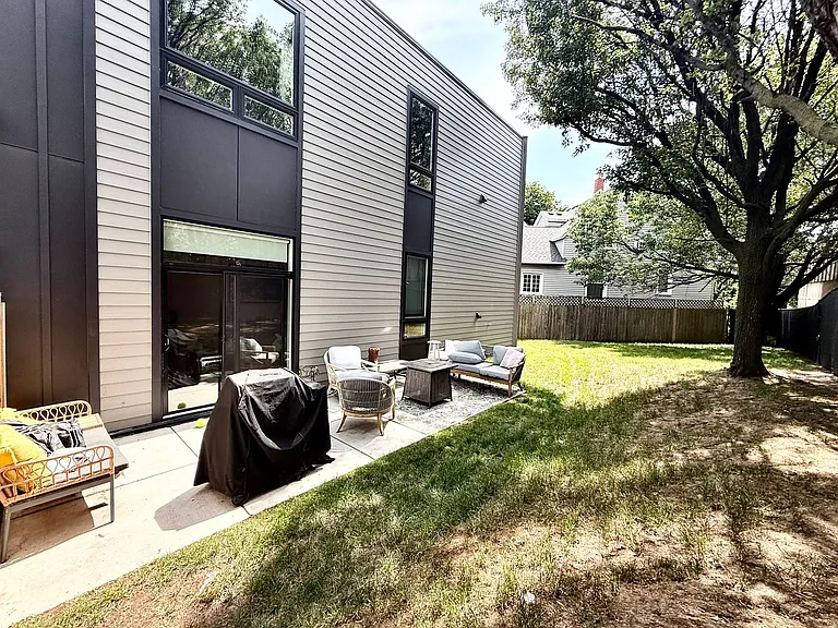 KDG Irving Park LLC — Photo 20