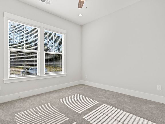 4th image of 2034 Comradery Way