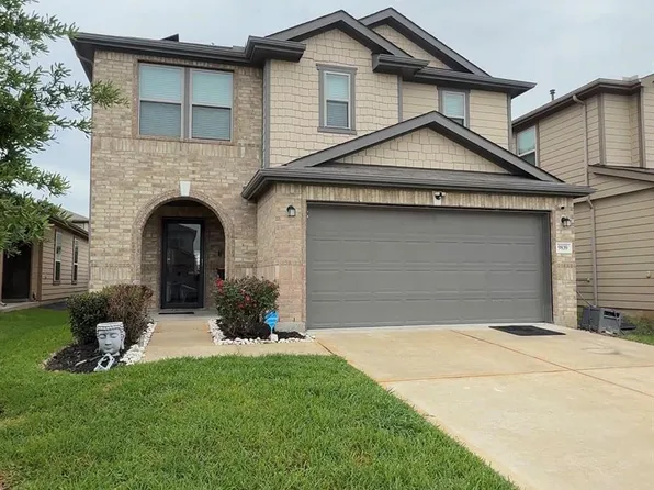 9839 Mills Field Dr, Houston, TX 77070