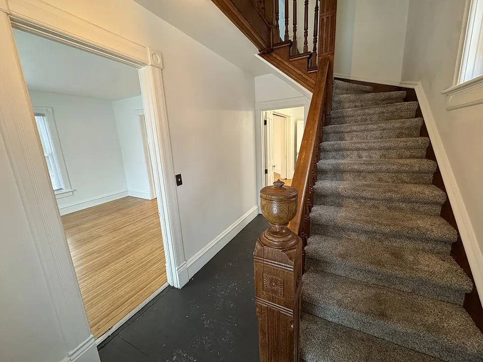 122 North St