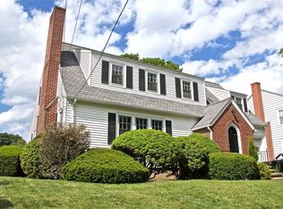 18 Mountain Ave, Riverside, RI 02915