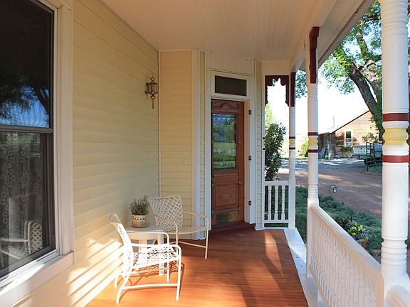 Side Porch & Barn
