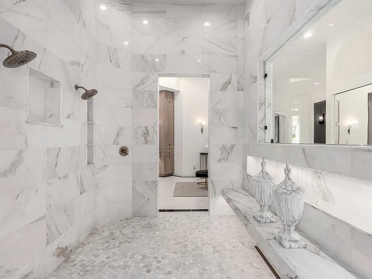 N 65th Pl — Photo 7
