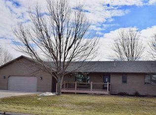 201 S Carlson St, Humboldt, SD 57035