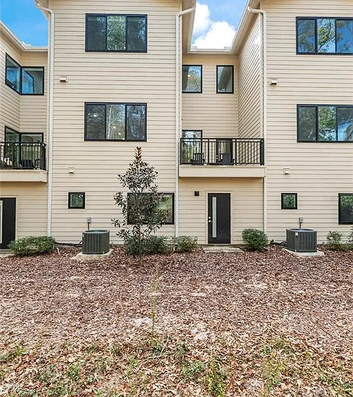 2601 SW Williston Rd #106 — Photo 80