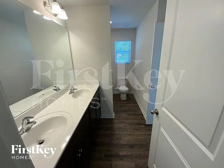 10755 Rivergate Dr NW — Photo 10