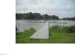 451 Shorewood Pl, Norfolk, VA 23502