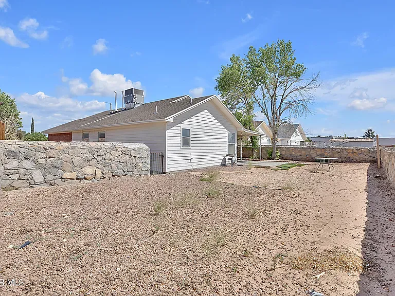 11868 Oak Crossing Dr — Photo 39