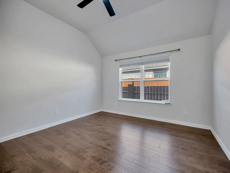 1104 Superbloom Ave — Photo 27