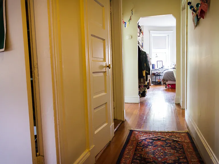 Beacon St — Photo 4