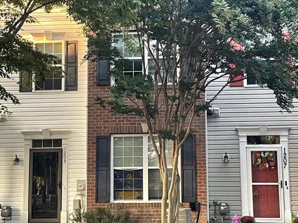 1205 Blue Heron Dr, Denton, MD 21629