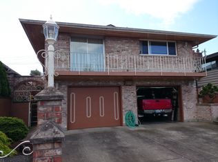 2347 N 64th St, Seattle, WA 98103