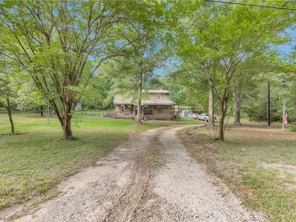 8516 Hickory Rd, Plantersville, TX 77363