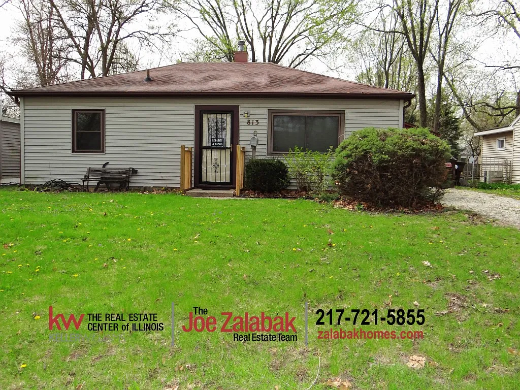 813 Roselyn Dr photo 1