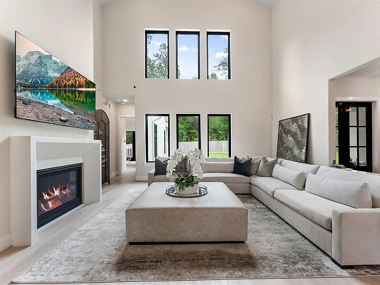 2118 Bennet Ct — Photo 10