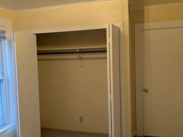 109 S Walnut St Unit 1, Fenton, MI 48430