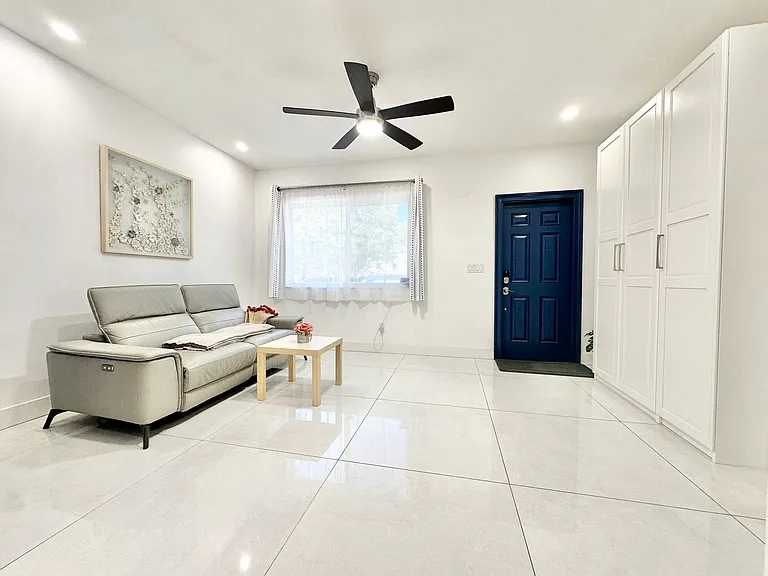 7800 SW 57th Ct — Photo 3