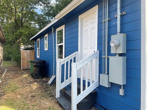 2nd image of 1411 E 35th St