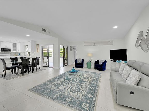 4th image of 4489 Cordia Circle