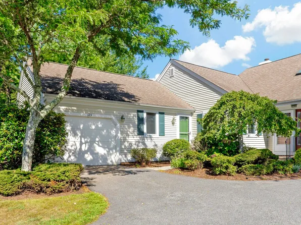 125 Leisure Green Drive N, Mashpee, MA 02649