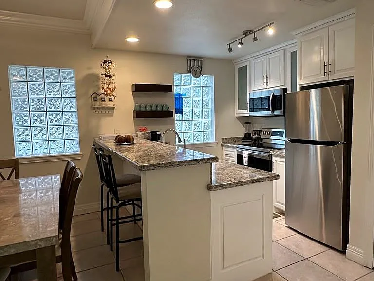 111 E Polaris Dr #7 — Photo 25