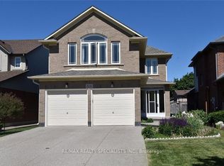 310 Brigadoon Dr, Hamilton, ON L9C 0B7