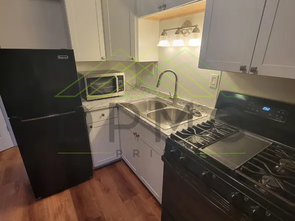 5710 Potter St #14, Haslett, MI 48840