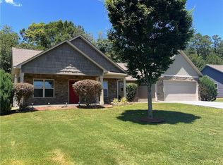211 Gilmore Cir SW, Calhoun, GA 30701
