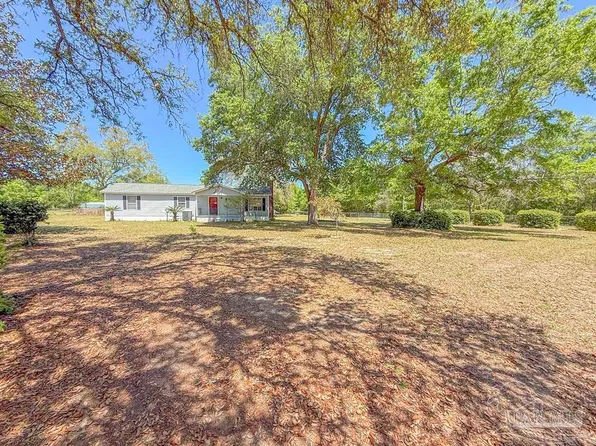 10000 Shangri La West Rd, Milton, FL 32583