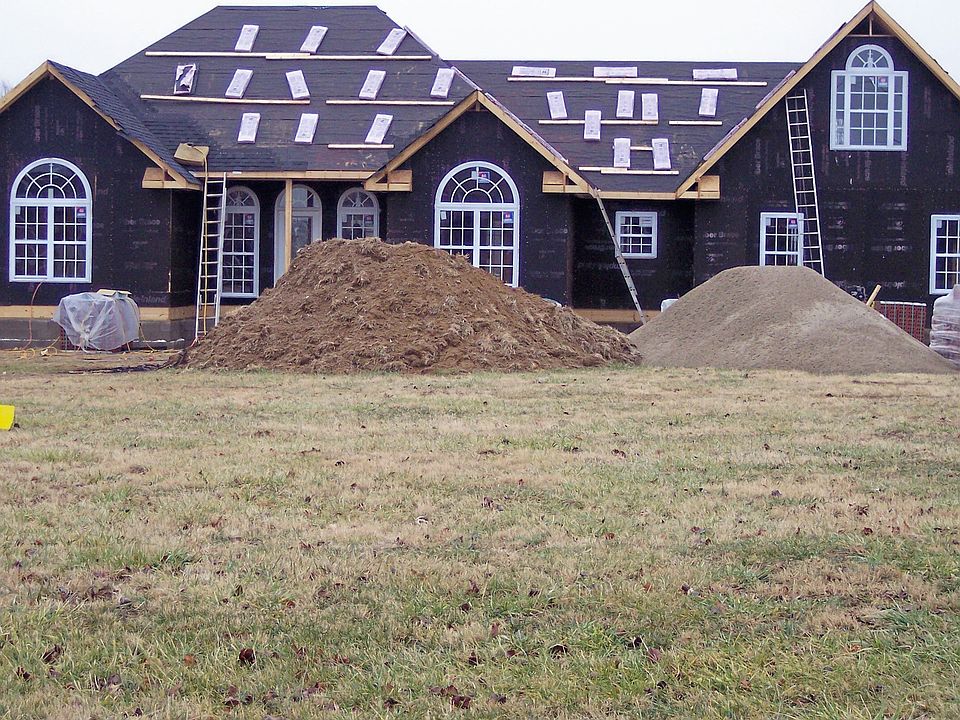 2006 Roof being applied