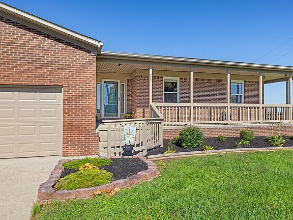 2nd image of 723 Cave Springs Dr