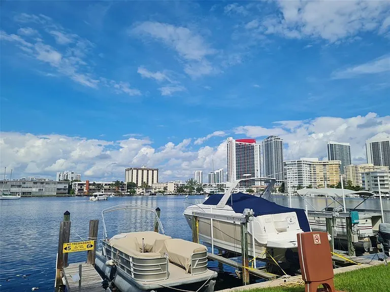 300 Golden Isles Dr #104 — Photo 7