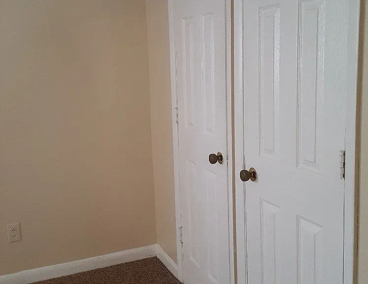 627 Longview St — Photo 7