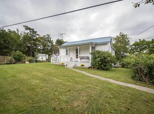 2369 Peppers Fry Rd NW, Christiansburg, VA 24073