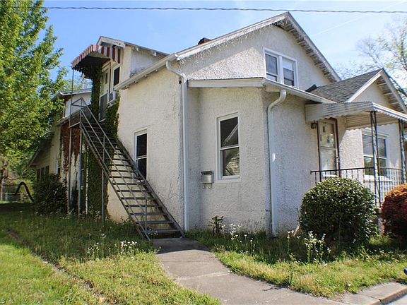 5th image of 212 W Oakdale St