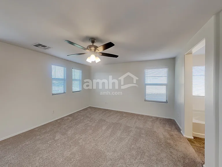 2865 S Hansen Dr — Photo 9