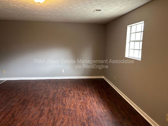 2nd image of 413 N Hill St #C