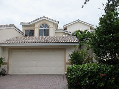 1st image of 673 W Palm Aire Dr