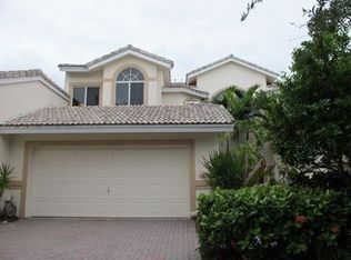 673 W Palm Aire Dr, Pompano Beach, FL 33069