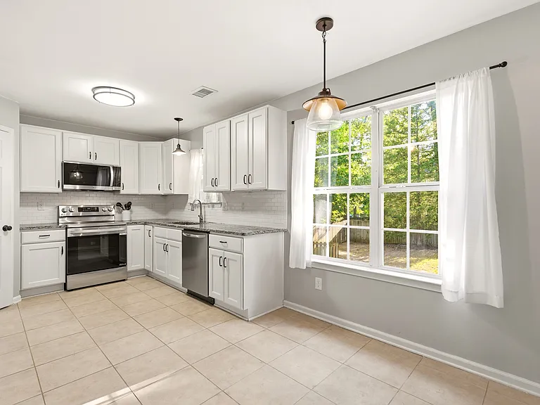 9 Whitewater Ct — Photo 15