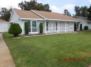 8215 Coastway Ln, Houston, TX 77075