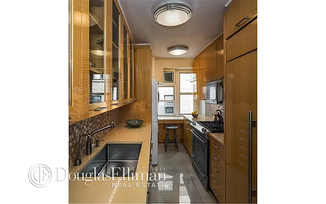 Sold by Douglas Elliman | media 5