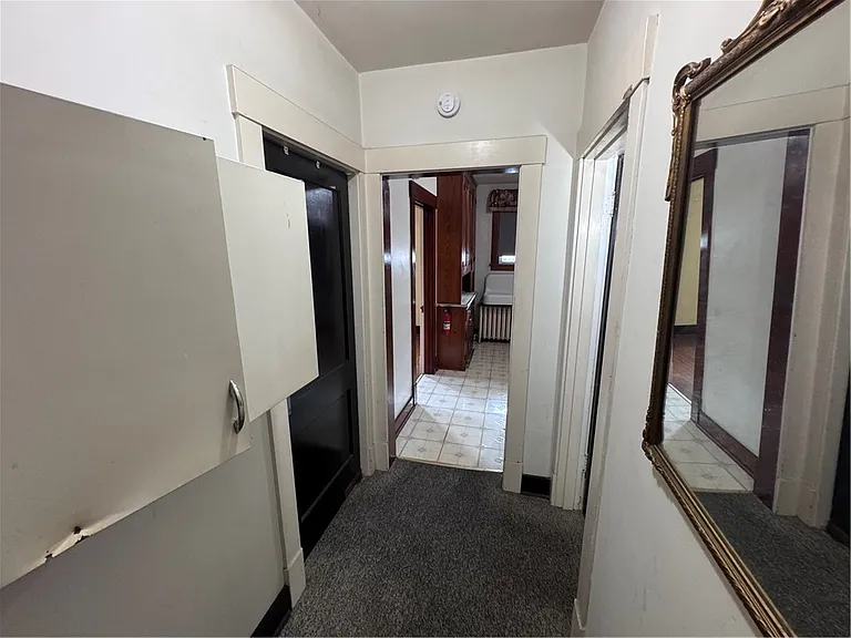 17 Sumner Ave — Photo 4