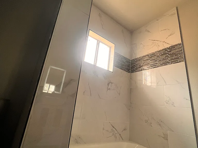 1321 Southbay Dr #B — Photo 2