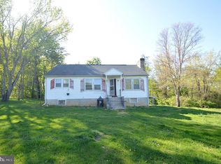 356 Rockford Rd, Great Cacapon, WV 25422