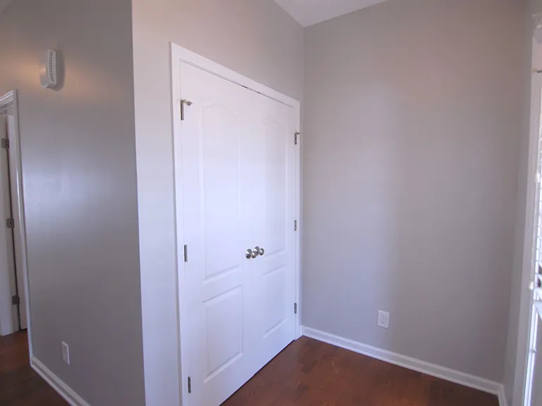 4036 Comrie Ln — Photo 2
