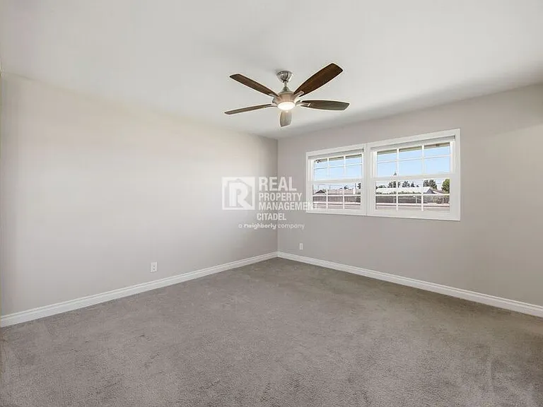 5082 Edinger Ave — Photo 27